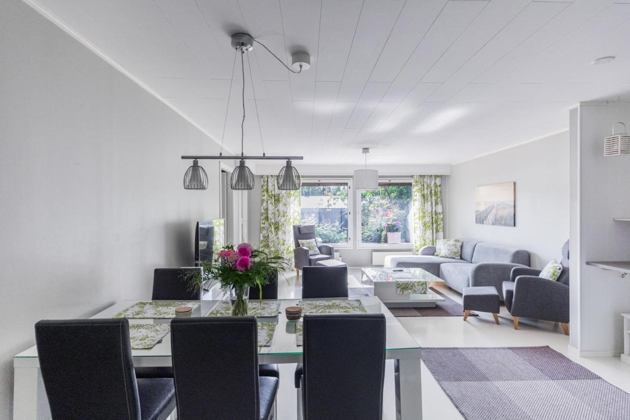 Arctic Holiday Apartments 3 โรวานิเอมิ ภายนอก รูปภาพ